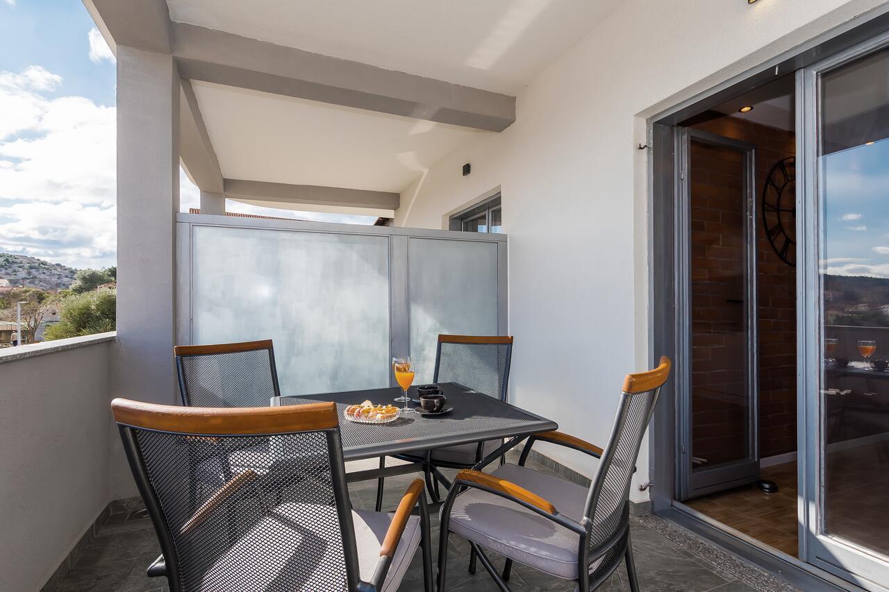 Tanya Apartment